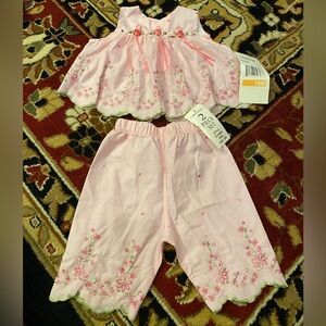 NWT 12M Pink Floral Baby Outfit